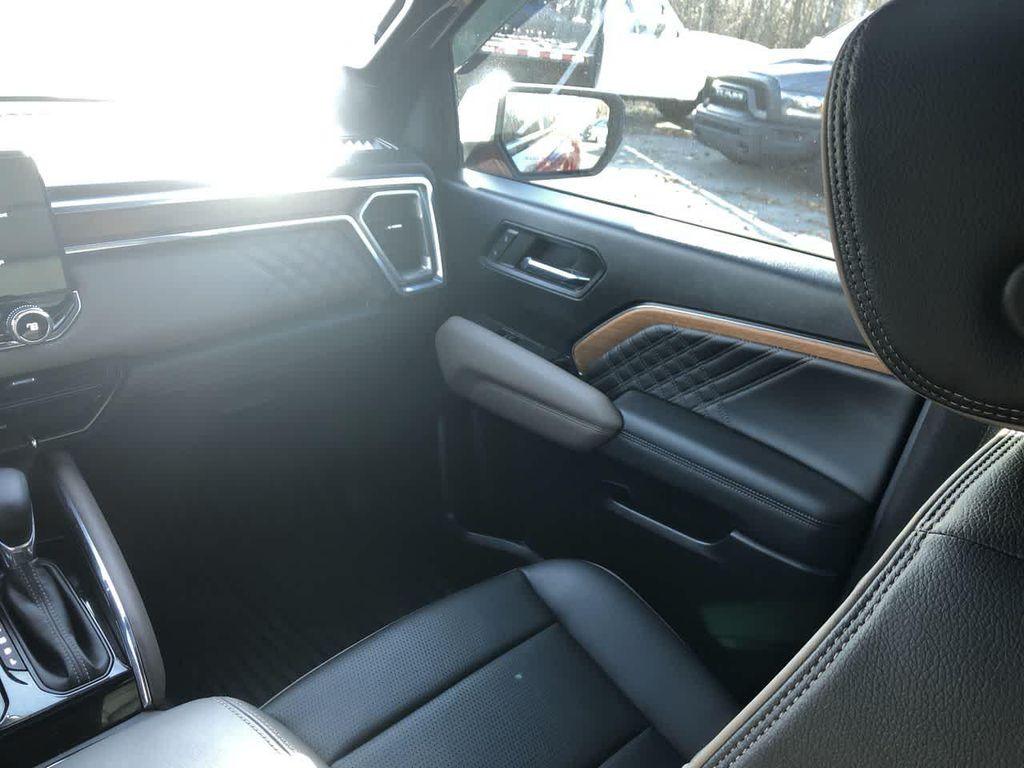 used 2023 GMC Canyon car, priced at $44,890