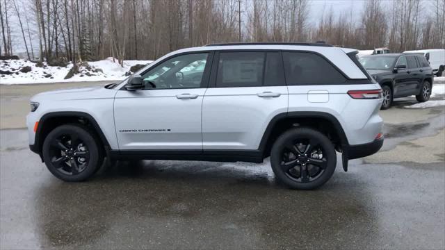 new 2024 Jeep Grand Cherokee car, priced at $52,242