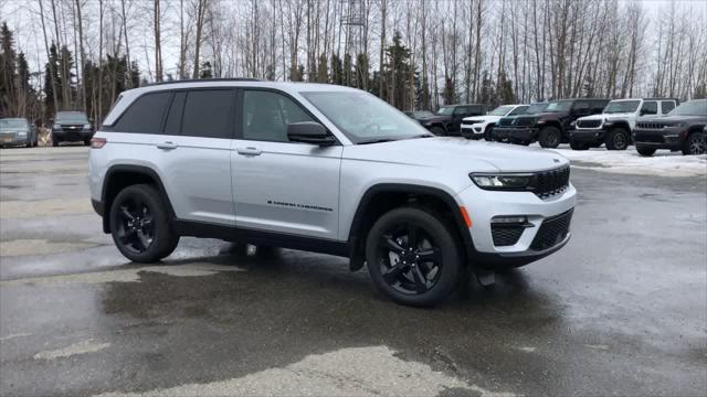 new 2024 Jeep Grand Cherokee car, priced at $52,242