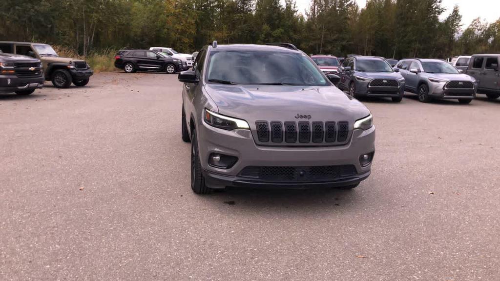 used 2023 Jeep Cherokee car, priced at $25,900