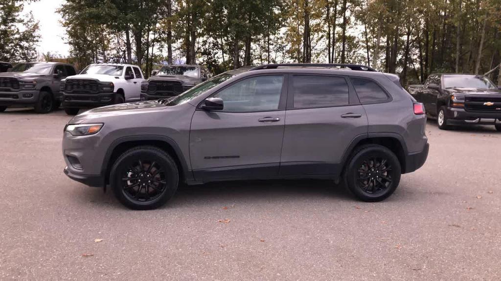 used 2023 Jeep Cherokee car, priced at $25,900