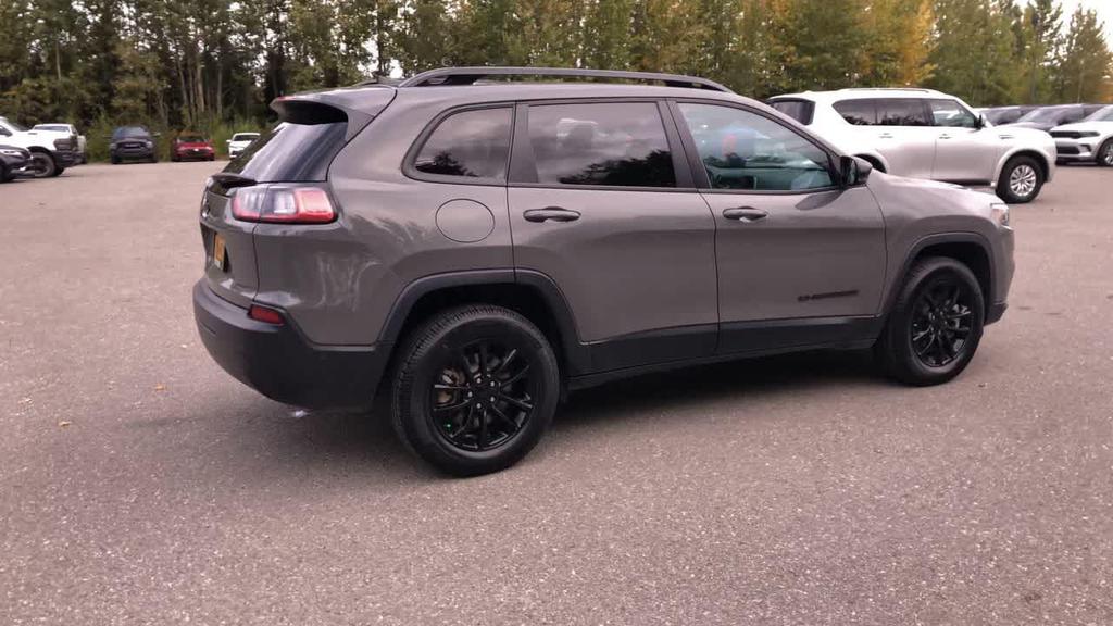 used 2023 Jeep Cherokee car, priced at $25,900