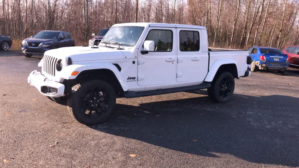used 2022 Jeep Gladiator car, priced at $37,869
