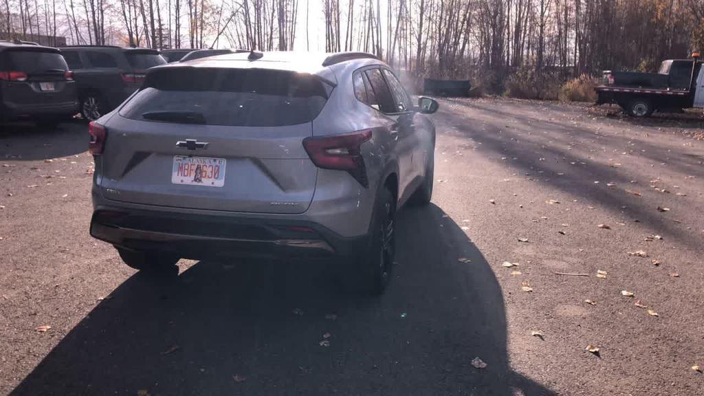 used 2025 Chevrolet Trax car, priced at $25,900