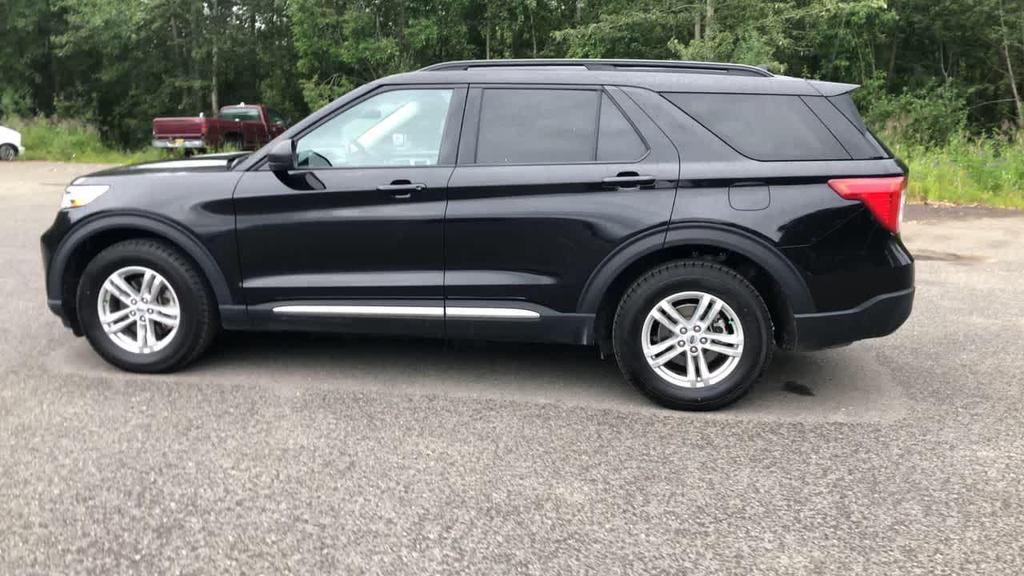 used 2023 Ford Explorer car, priced at $31,000