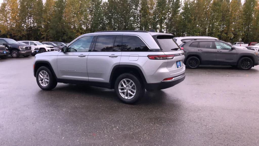 new 2025 Jeep Grand Cherokee car, priced at $35,435