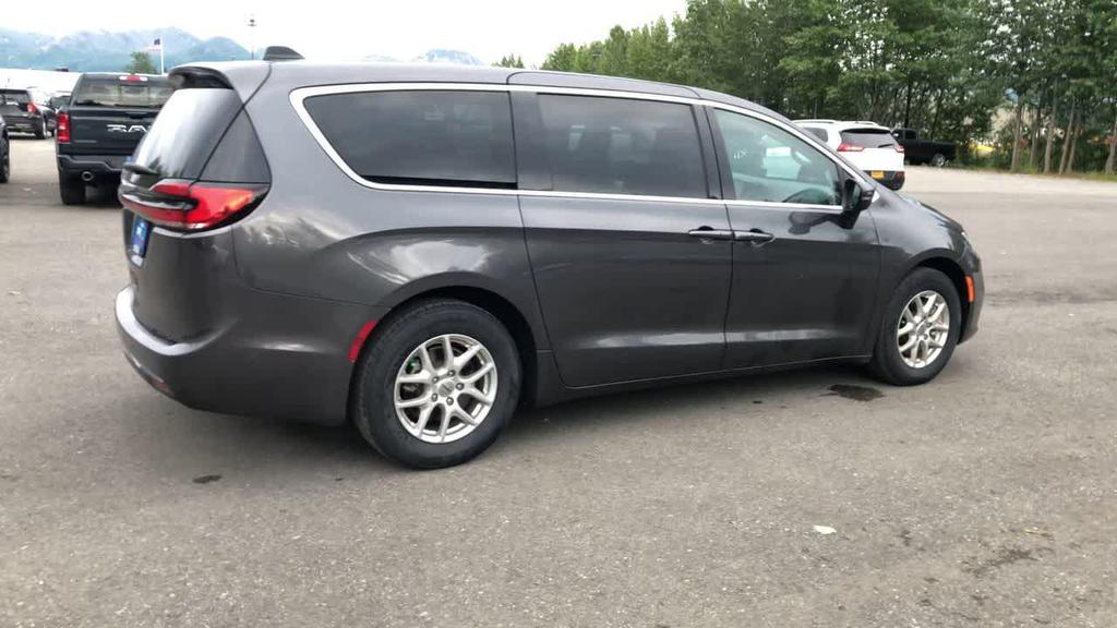 used 2023 Chrysler Pacifica car, priced at $25,900