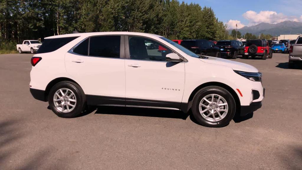 used 2024 Chevrolet Equinox car, priced at $26,000