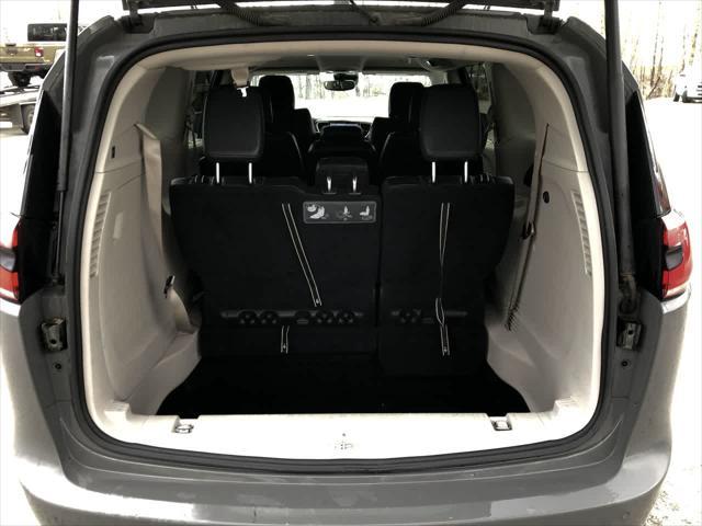 used 2021 Chrysler Pacifica car, priced at $22,900
