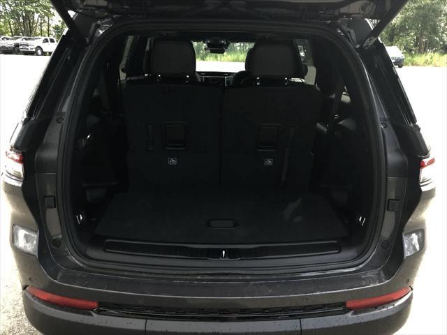 new 2025 Jeep Grand Cherokee L car, priced at $40,712