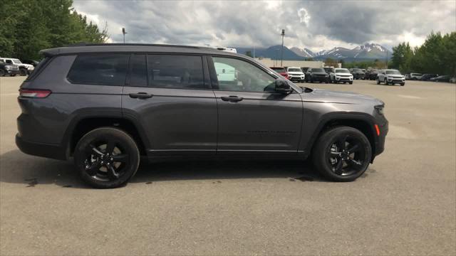 new 2025 Jeep Grand Cherokee L car, priced at $40,712