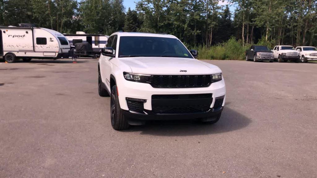 new 2025 Jeep Grand Cherokee L car, priced at $52,137