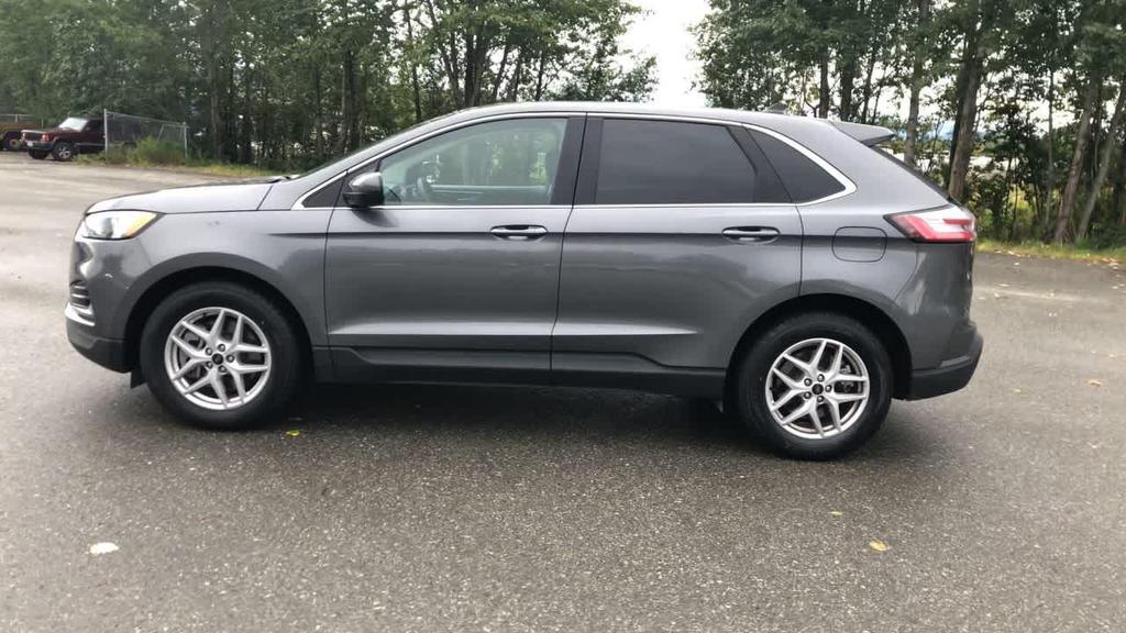 used 2024 Ford Edge car, priced at $24,390