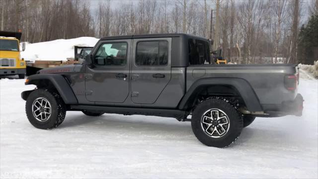 new 2024 Jeep Gladiator car, priced at $52,811