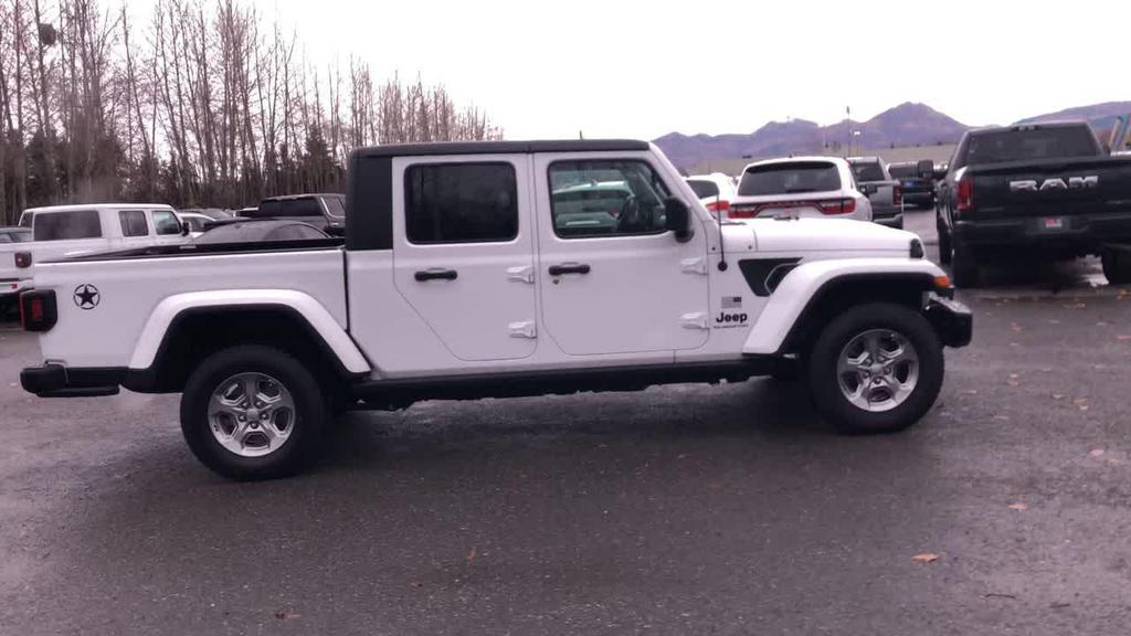 used 2021 Jeep Gladiator car, priced at $29,489