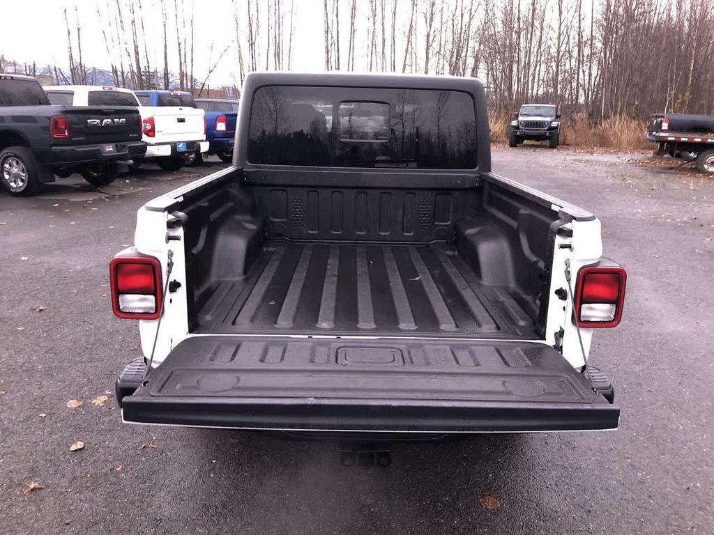 used 2021 Jeep Gladiator car, priced at $29,489