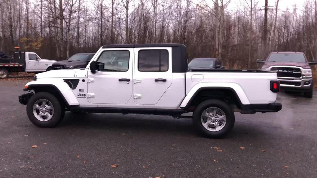 used 2021 Jeep Gladiator car, priced at $29,489