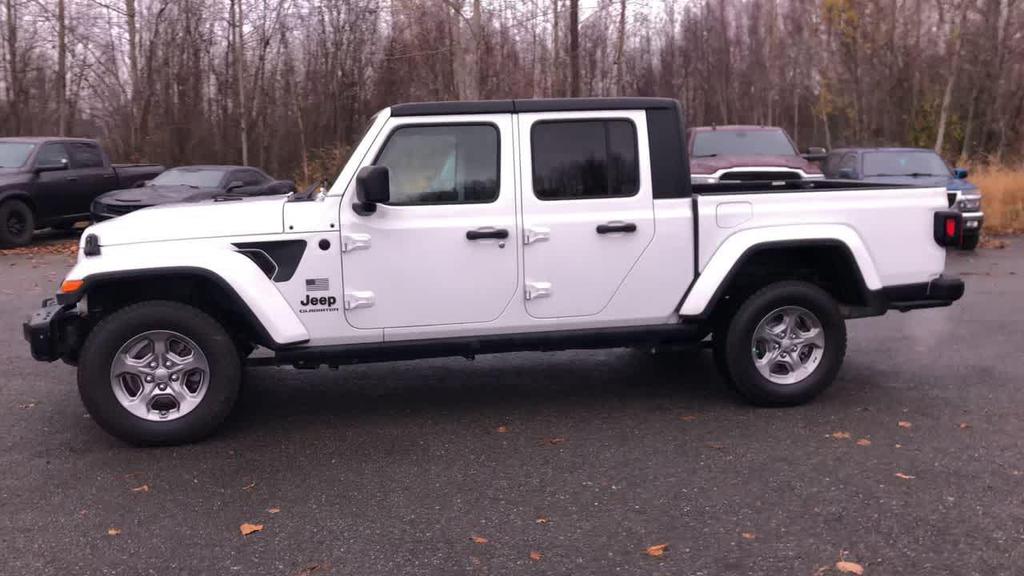 used 2021 Jeep Gladiator car, priced at $29,489