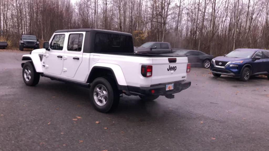 used 2021 Jeep Gladiator car, priced at $29,489