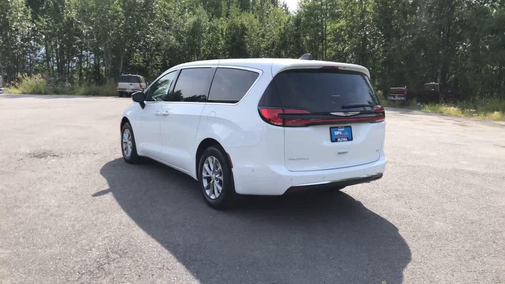 new 2025 Chrysler Pacifica car, priced at $46,080