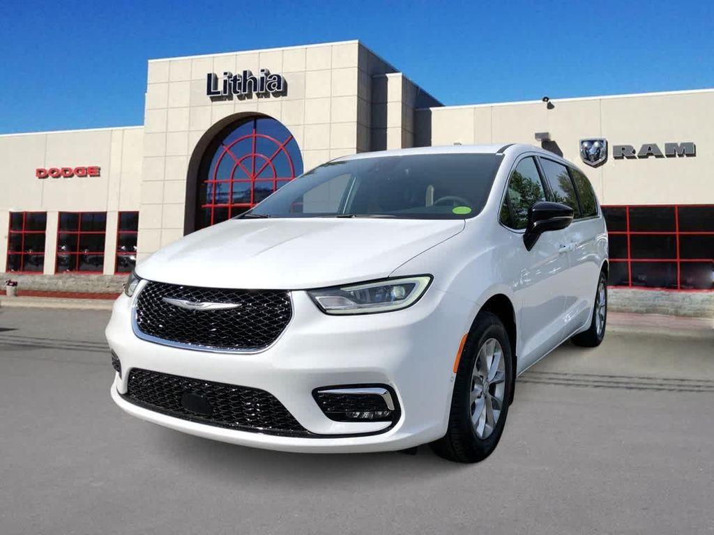 new 2025 Chrysler Pacifica car, priced at $46,080