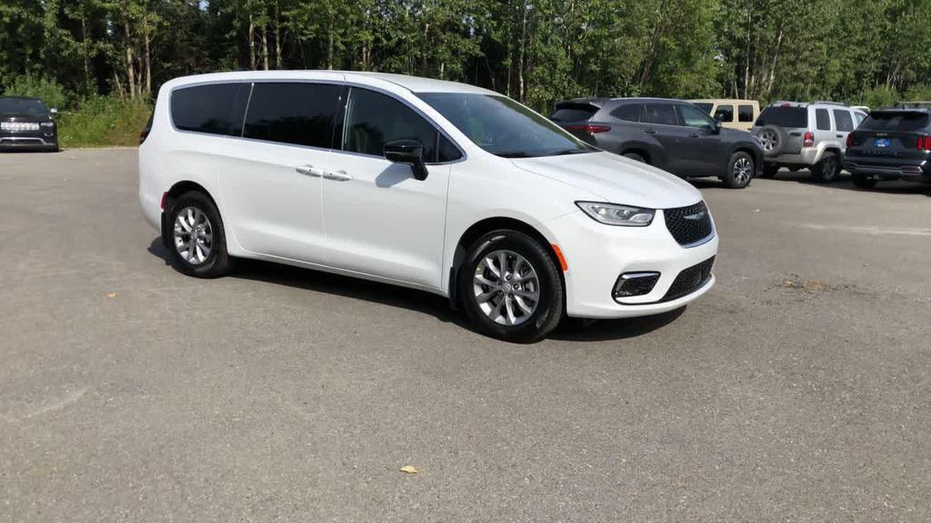 new 2025 Chrysler Pacifica car, priced at $46,080