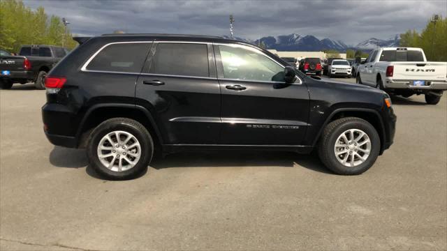 used 2022 Jeep Grand Cherokee car, priced at $27,907