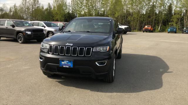 used 2022 Jeep Grand Cherokee car, priced at $27,907