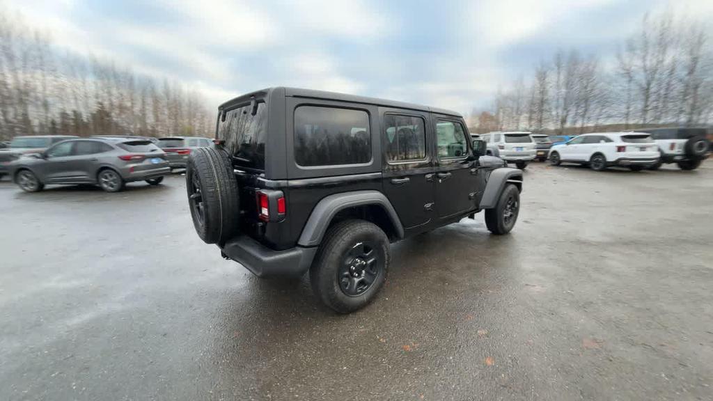 new 2026 Jeep Wrangler car, priced at $39,333