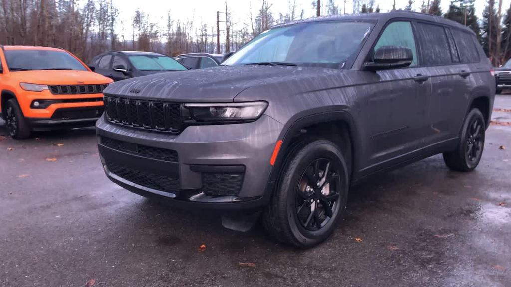used 2024 Jeep Grand Cherokee L car, priced at $33,225