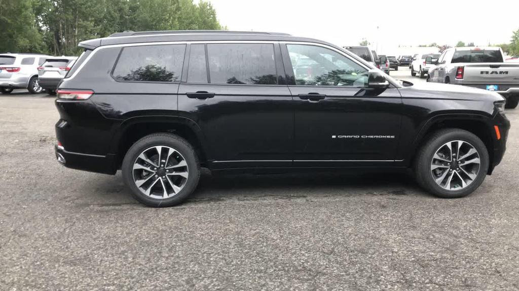 new 2025 Jeep Grand Cherokee L car, priced at $60,183