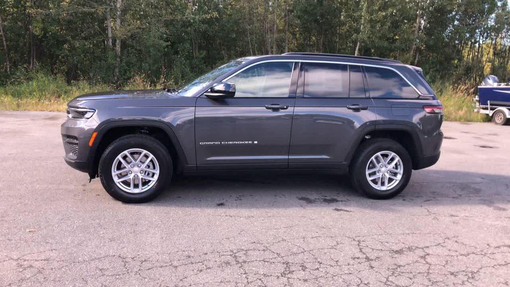 new 2025 Jeep Grand Cherokee car, priced at $36,435