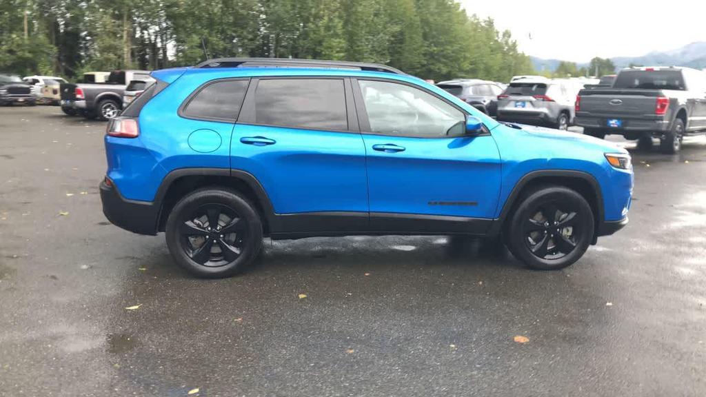 used 2020 Jeep Cherokee car, priced at $23,890