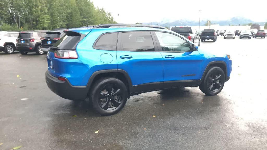 used 2020 Jeep Cherokee car, priced at $23,890