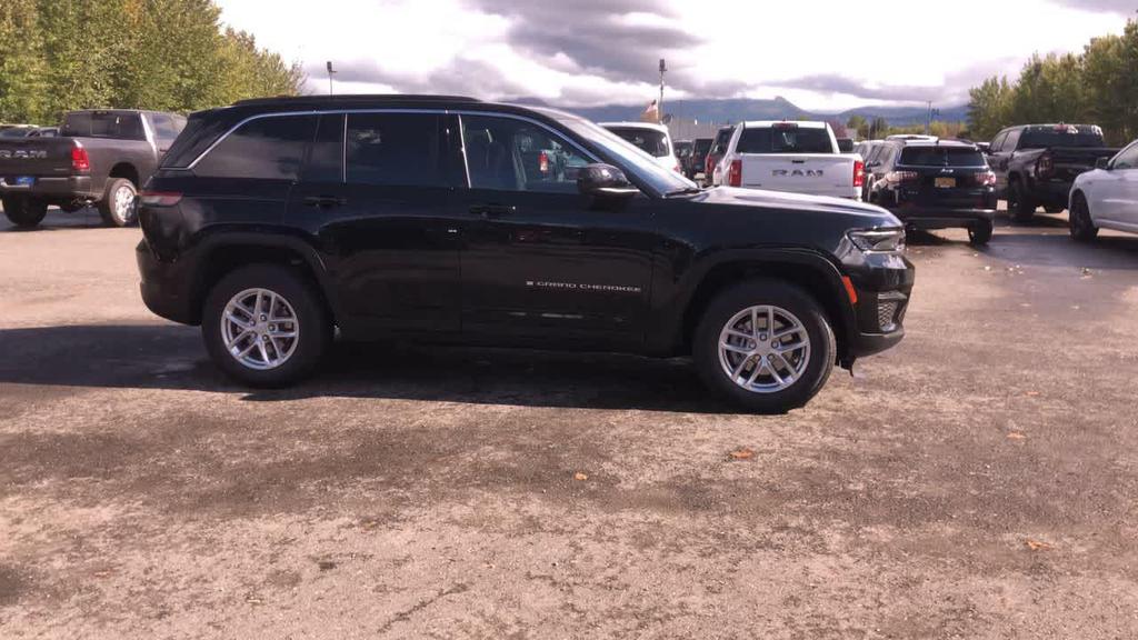 new 2025 Jeep Grand Cherokee car, priced at $36,435