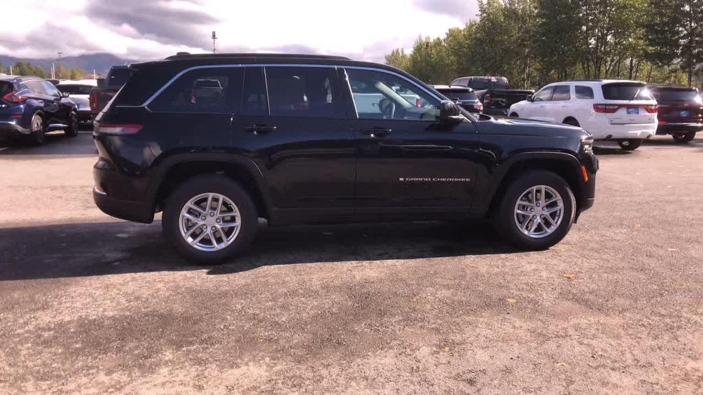new 2025 Jeep Grand Cherokee car, priced at $36,435