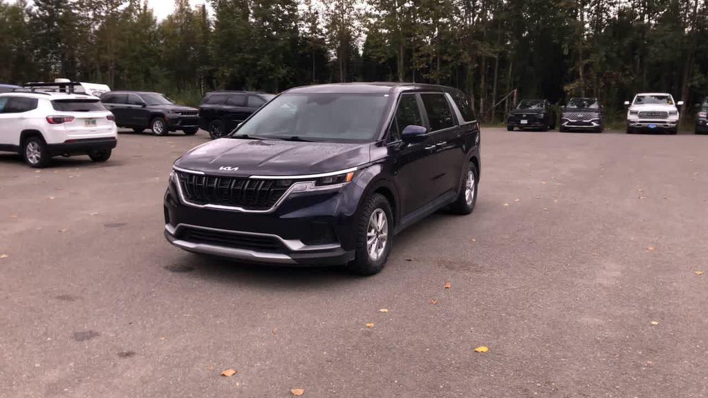 used 2024 Kia Carnival car, priced at $30,898