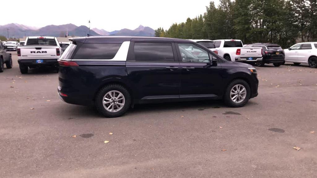 used 2024 Kia Carnival car, priced at $30,898