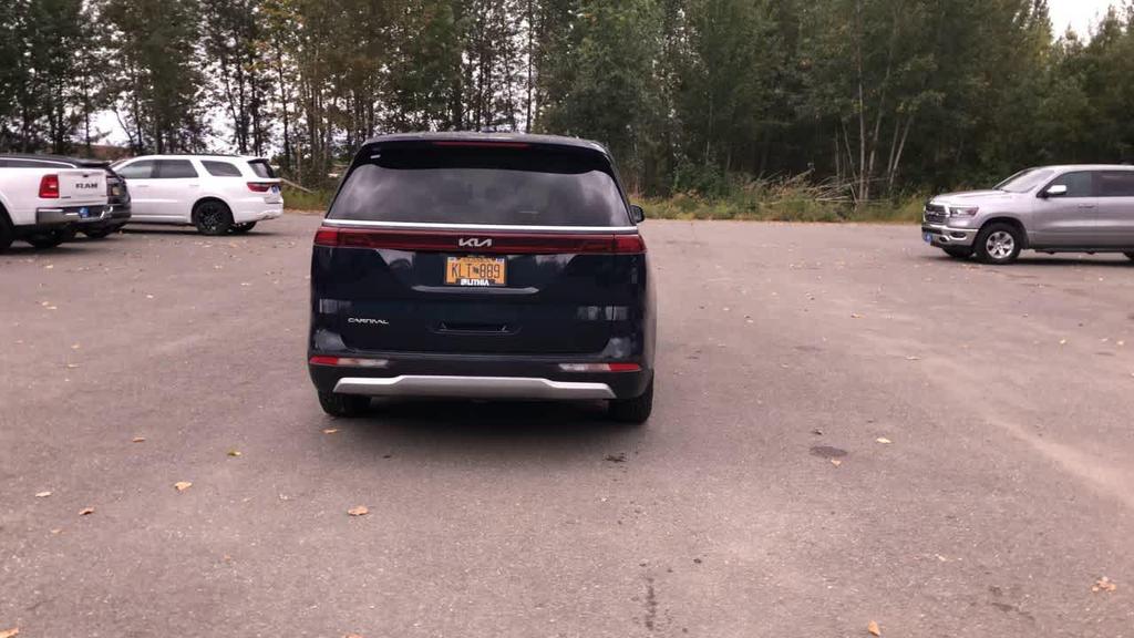 used 2024 Kia Carnival car, priced at $30,898