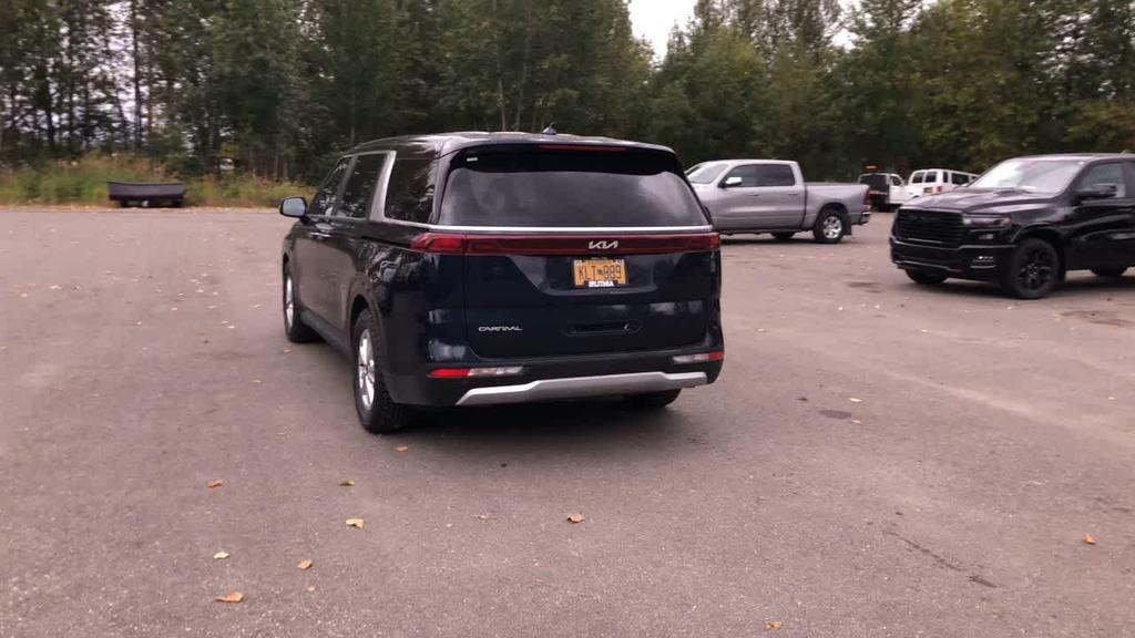 used 2024 Kia Carnival car, priced at $30,898