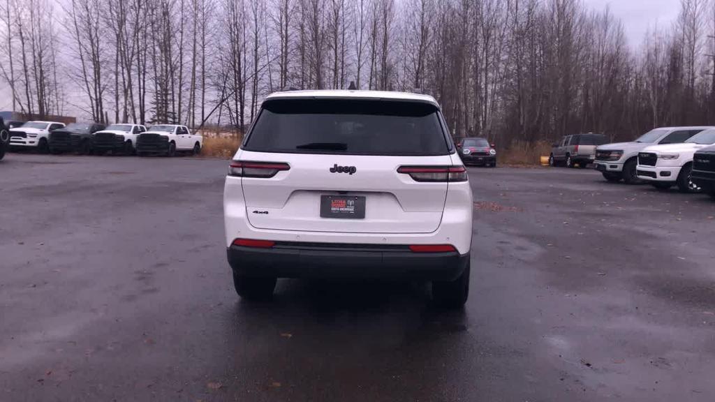 used 2024 Jeep Grand Cherokee L car, priced at $33,675