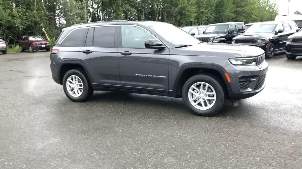 used 2024 Jeep Grand Cherokee car, priced at $36,900