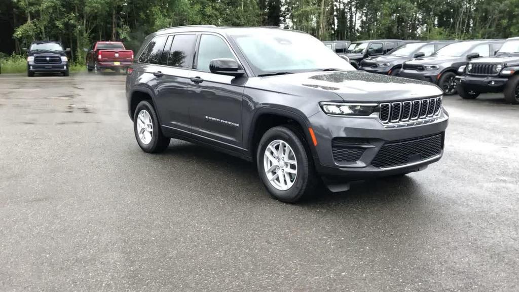 used 2024 Jeep Grand Cherokee car, priced at $36,900