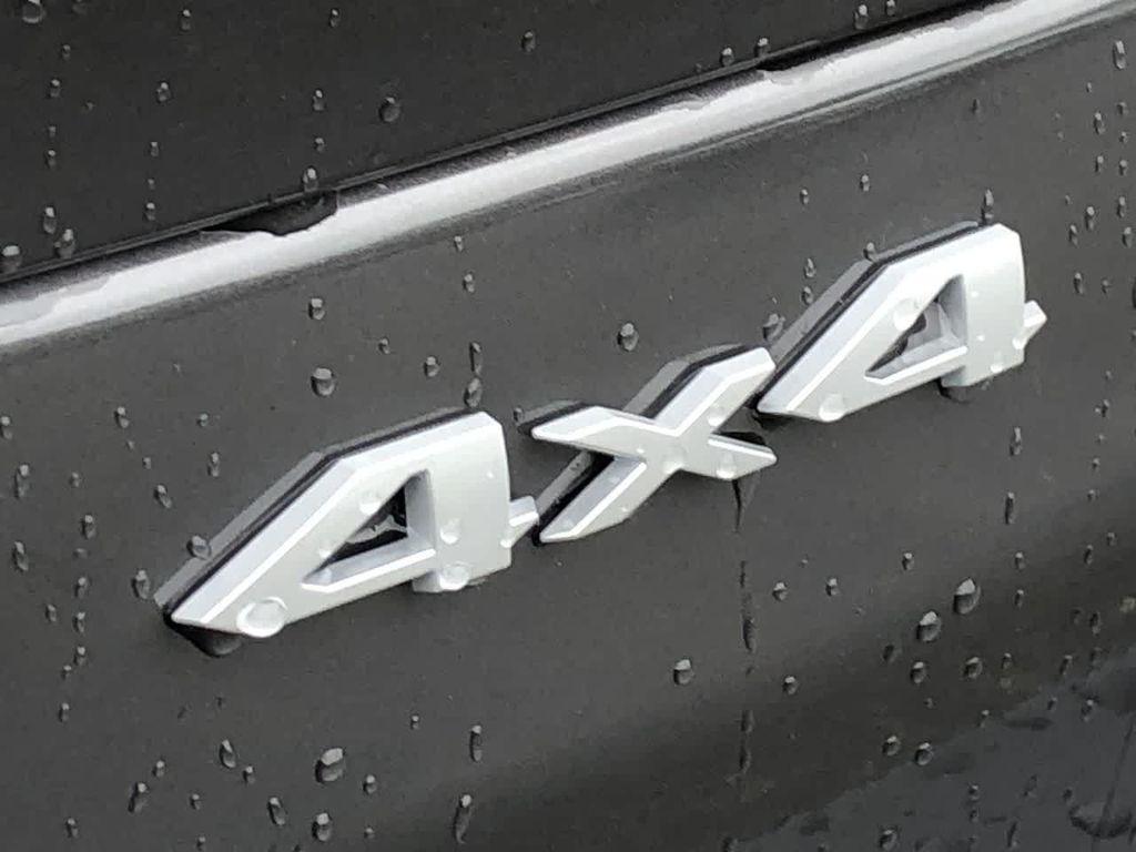 used 2024 Jeep Grand Cherokee car, priced at $36,900