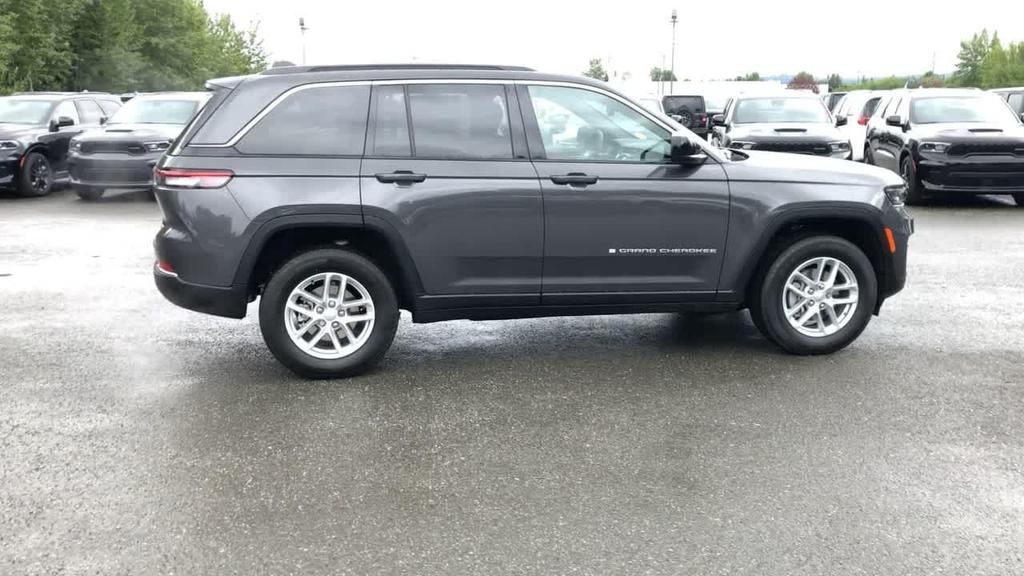 used 2024 Jeep Grand Cherokee car, priced at $36,900