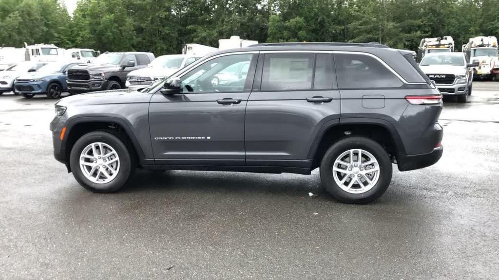 used 2024 Jeep Grand Cherokee car, priced at $36,900