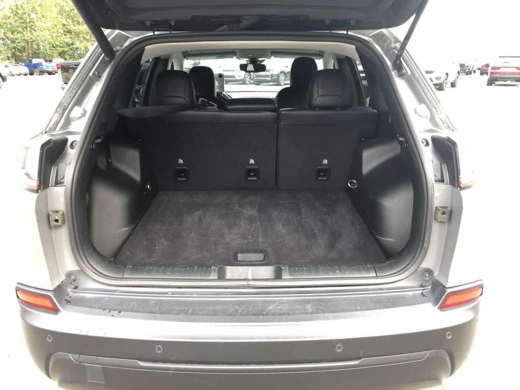 used 2023 Jeep Cherokee car, priced at $25,900