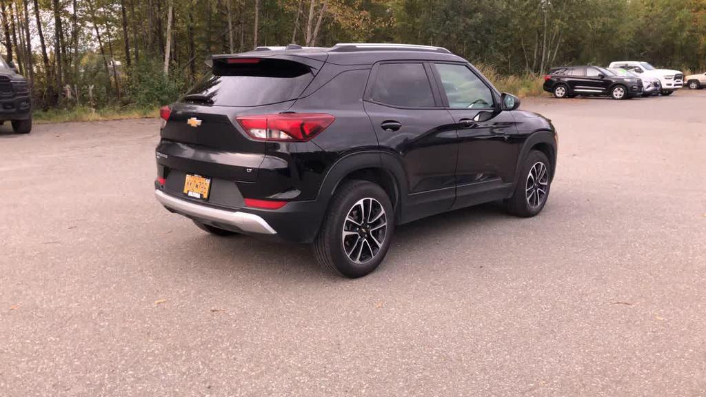 used 2025 Chevrolet TrailBlazer car, priced at $26,509
