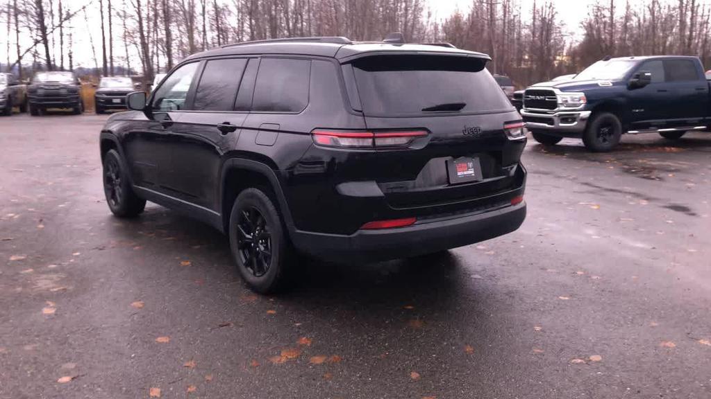 used 2024 Jeep Grand Cherokee L car, priced at $33,589