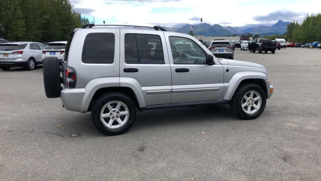 used 2007 Jeep Liberty car, priced at $5,950